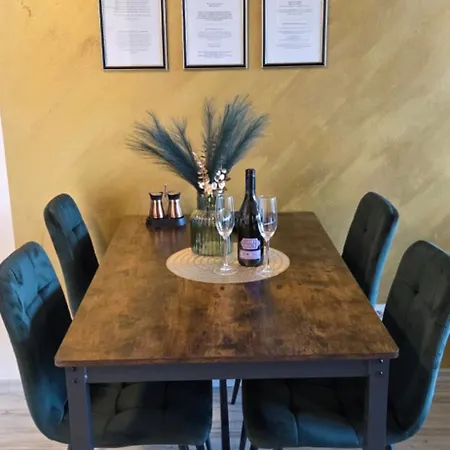 Zase Jako Doma 2 Όλομουτς